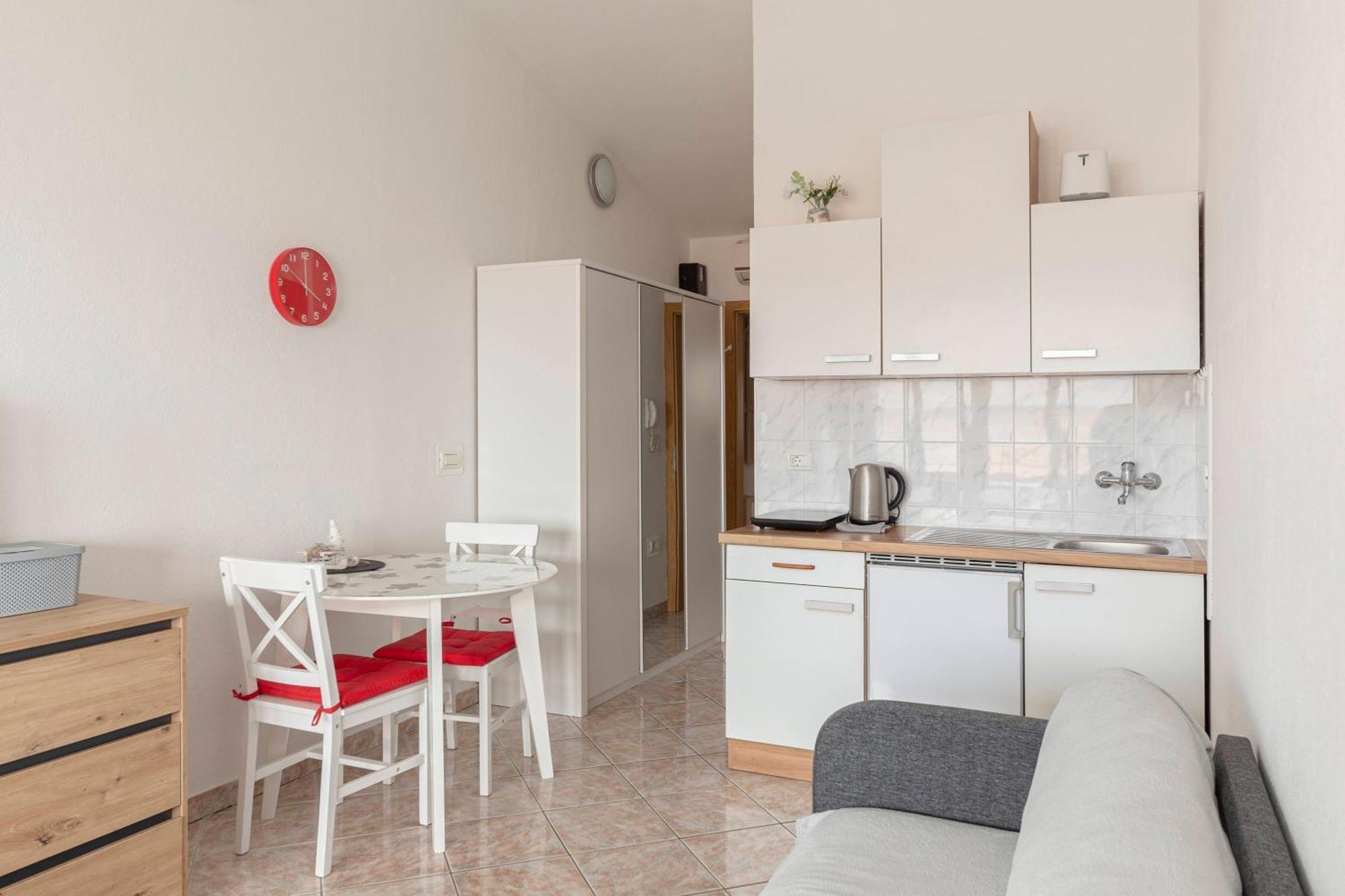 Apartma Gaja Копер Екстериор снимка